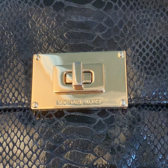 Authentic Michael Kors Crossbody Bag - Picture 3 of 10